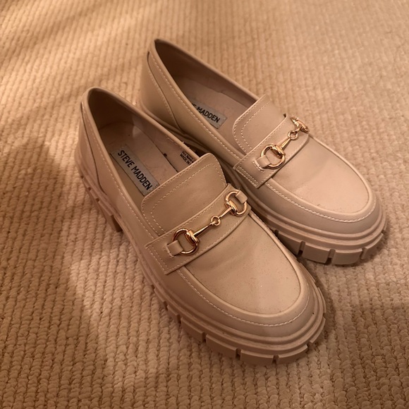 ✨NEW✨ Steve Madden Platform Cream Loafers - Picture 1 of 5